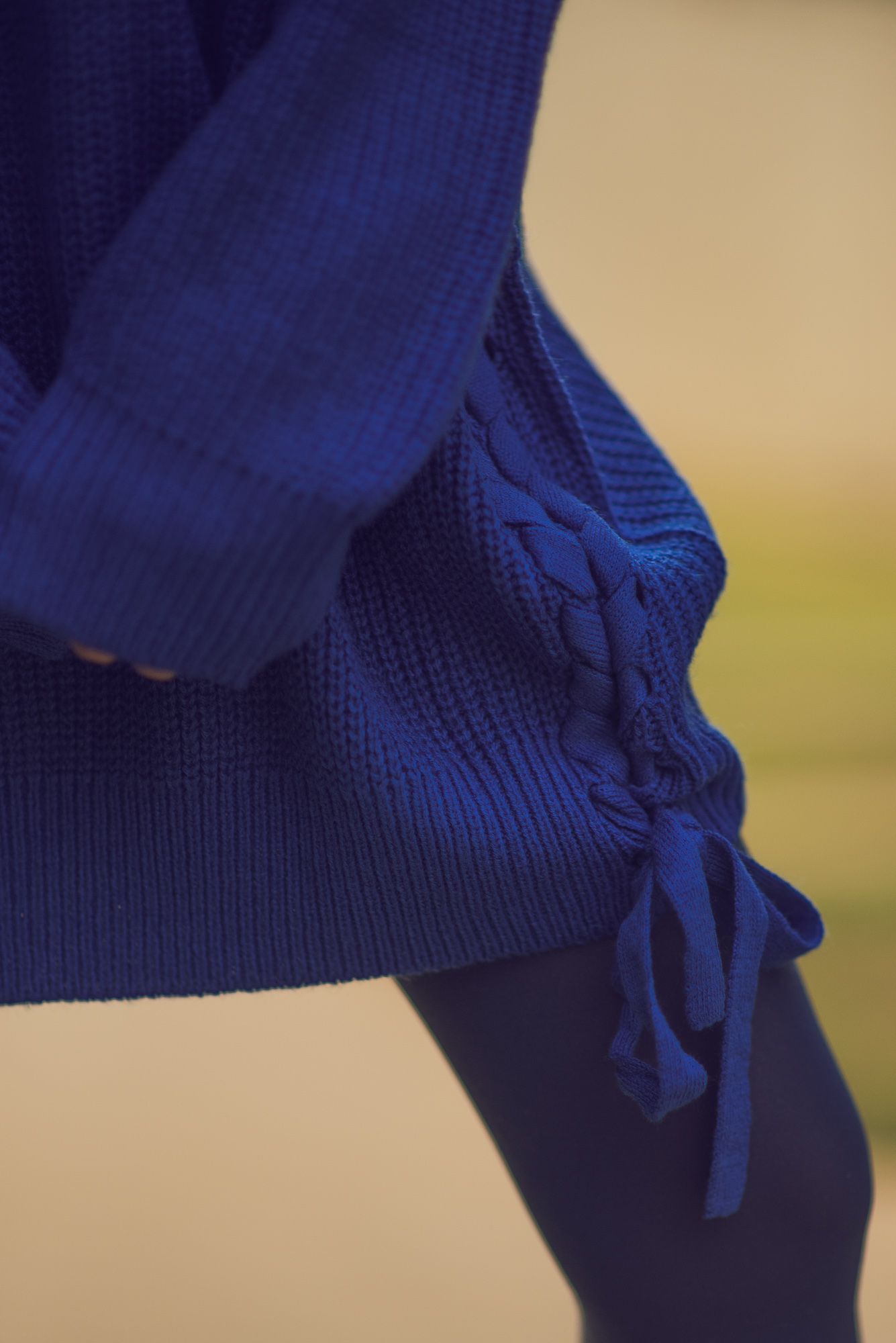 Shbt shoot dec nkp 6348 20191210 2 – Short Hair Big Teeth