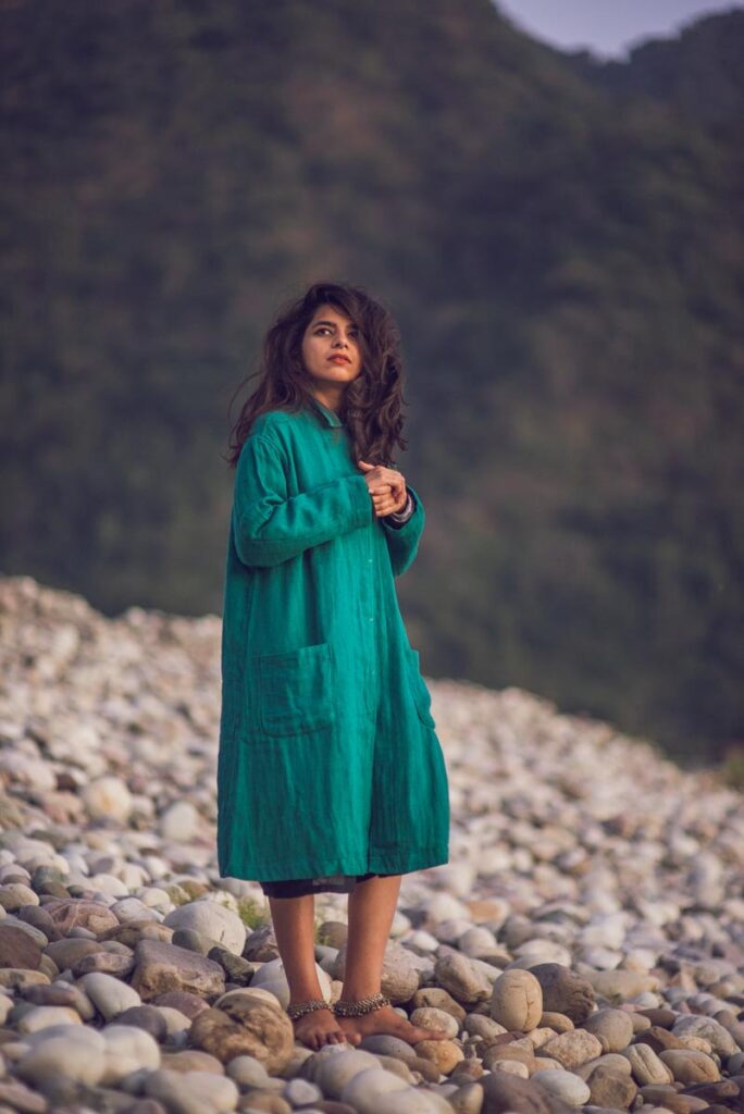 Shbt nov rishikesh shoot – Short Hair Big Teeth