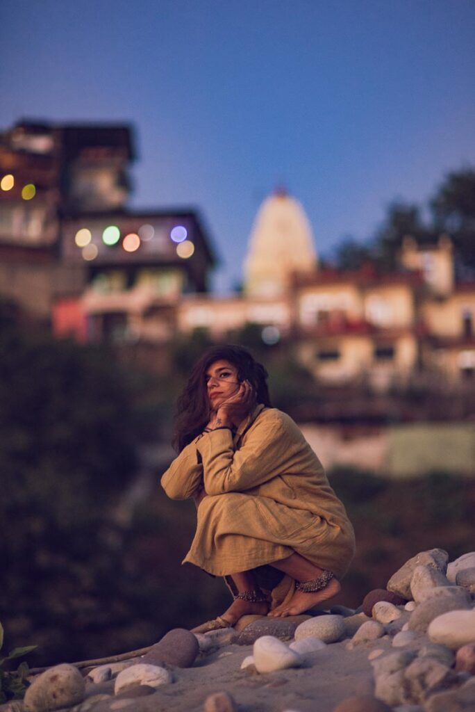 Shbt nov rishikesh shoot – Short Hair Big Teeth