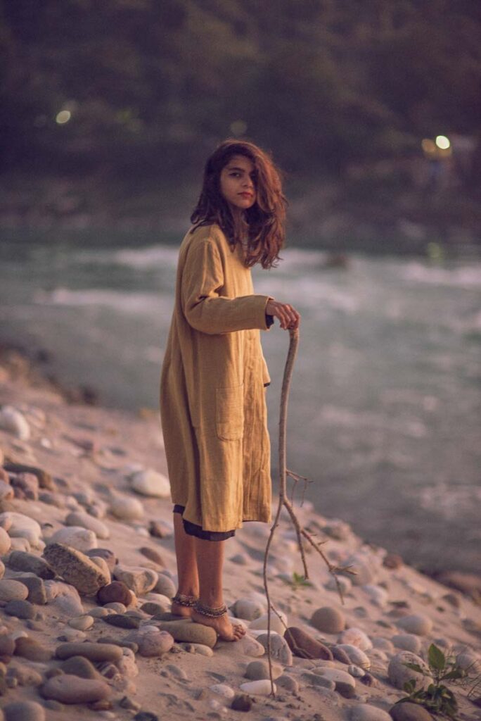 Shbt nov rishikesh shoot – Short Hair Big Teeth